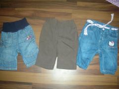 2  S´Oliver Hosen S´Oliver Gr. 56/62 und 1 H&M Hello Kitty Jeans Gr. 62