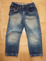 C&A Palomino Jeans in Wash-Optik mit innenverstellbarem Gummi in 104 fällt aber eher wie 98 aus, wie neu 7,50 Euro (neupreis war 16 euro Euro)