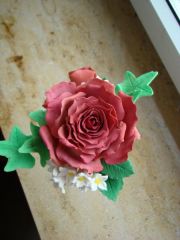 große Rose aus Blütenpaste