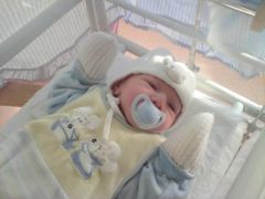 Der neuste Spross unserer Familie Conner geboren am 11.12.09 um 18Uhr18 mit 3550gr 53 cm und 35 KU