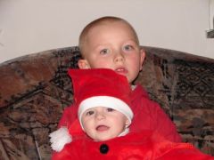 Weihnachtsfoto mit dem Grossen Bruder